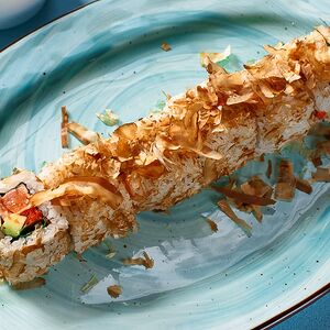 Ролл с лососем терияки