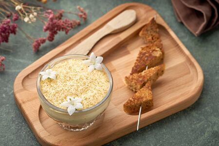 Карась в сметане