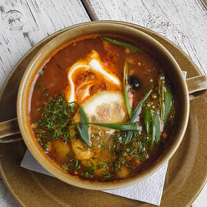 Солянка по-деревенски