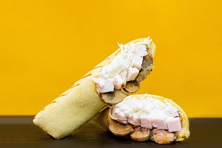 С курицей и грибами