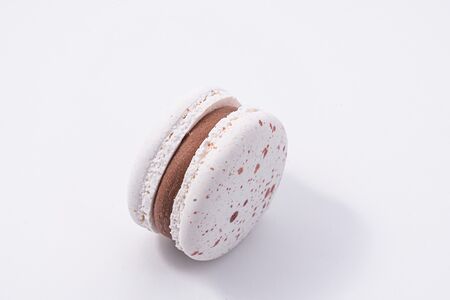 Макарон молочный шоколад