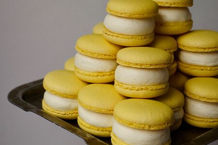 Макарон Ваниль-банан