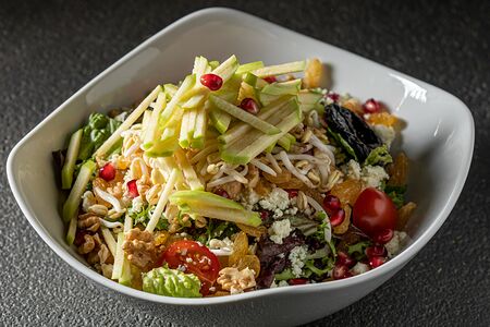 Салат с козьим сыром