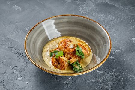 Сациви с тигровыми креветкой