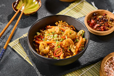 Wok Рис с креветками
