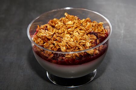 Гранола с вишней