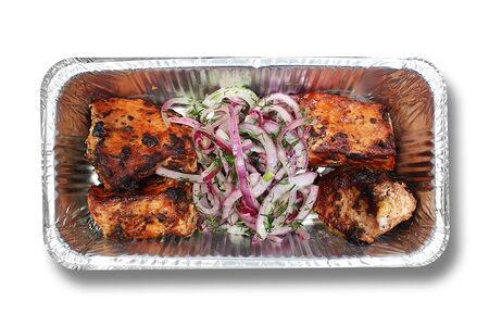 Свиная вырезка с луком