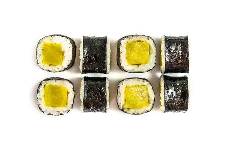 Ролл с такуаном