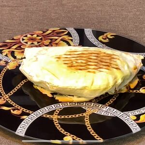 Шаурма в арабской пите