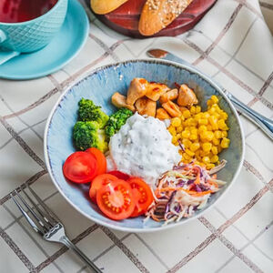 Боул с цыпленком