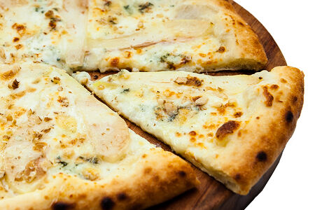 Пицца с грушей и горгондзолой