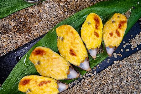 Мидии сырные