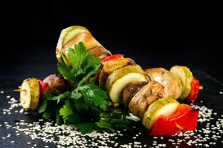Шашлык куриный с овощами