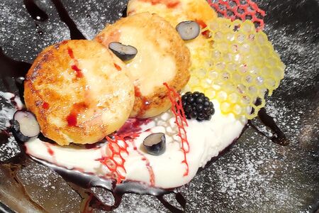 Сырники с кремом тирамису