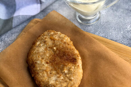 Котлета куриная жареная