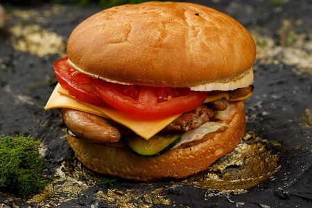Бургер куриный