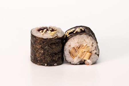 Маки с японским омлетом