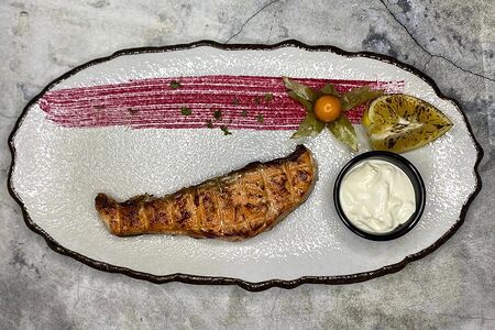 Стейк из лосося