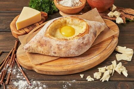 Хачапури по-аджарски