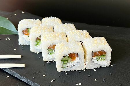 Копчёно-голодный в кунжуте