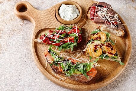 Ассорти мини-брускетт