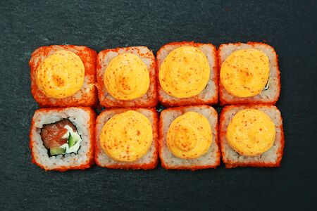 Запеченный с лососем