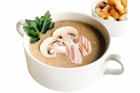 Крем-суп из шампиньонов с беконом