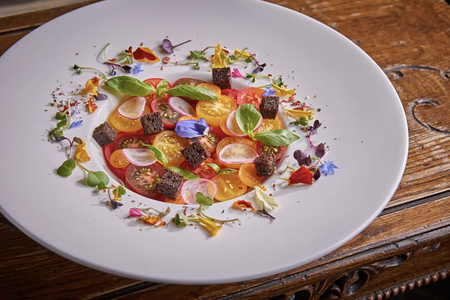 Салат из помидоров