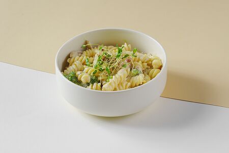 Фузили с вешенками