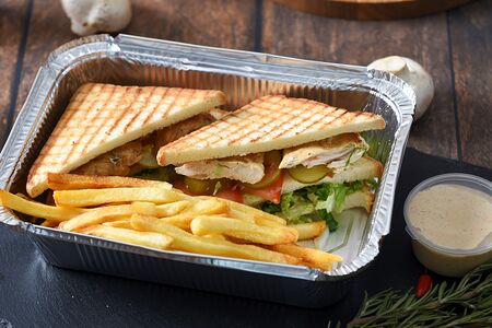 Клаб сэндвич с цыпленком и сыром