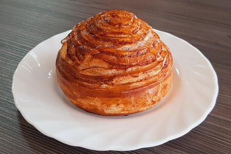 Улитка с малиновым джемом