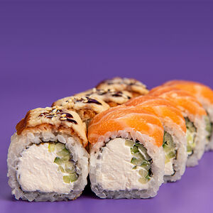 Ролл Филадельфия с лососем и угрем