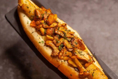 Хот-дог с лисичками