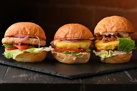 Сет из трех мини-бургеров