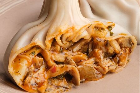 Хинкали с грибами