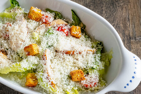 Цезарь с курицей