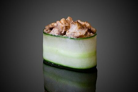 Унаги в огурце