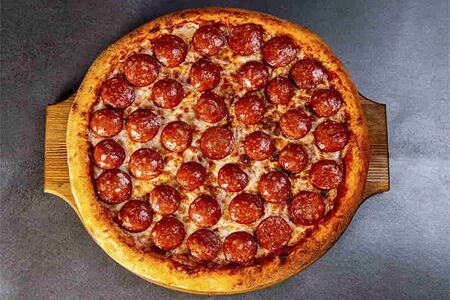 Пепперони с сырным бортом