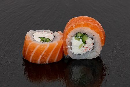 Ролл Филадельфия с крабом