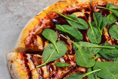 С цыпленком терияки и шпинатом 