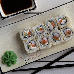 Холодный ролл Сливочный с креветкой и лососем