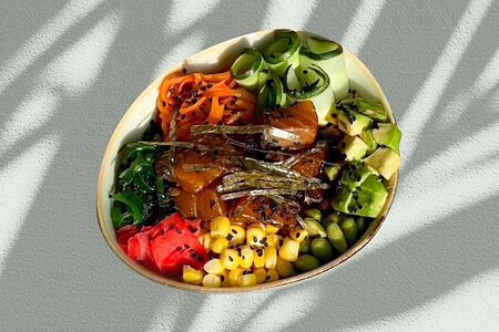 Поке с лососем