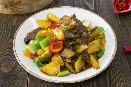 Говядина с картофелем