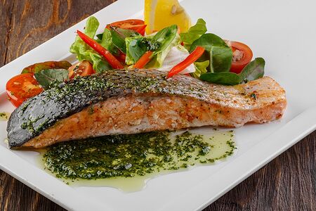 Семга на решетке