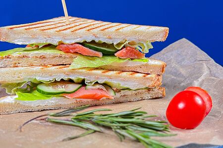 Сэндвич с семгой