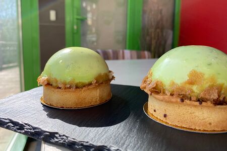 Тарталетка с мятным муссом