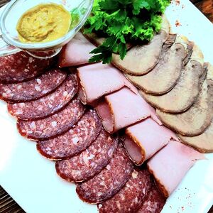 Ассорти мясное