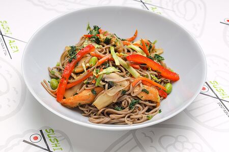 Соба с чили соусом