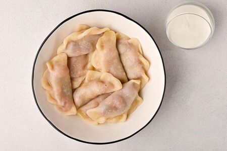 С творогом и вишней