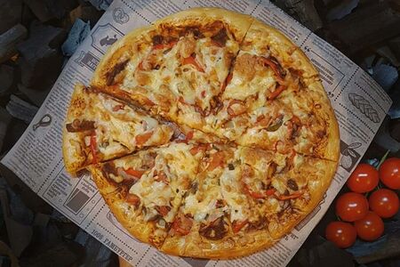 Пицца шашлычный двор от шеф-повара